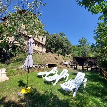 Chalet Peonias *